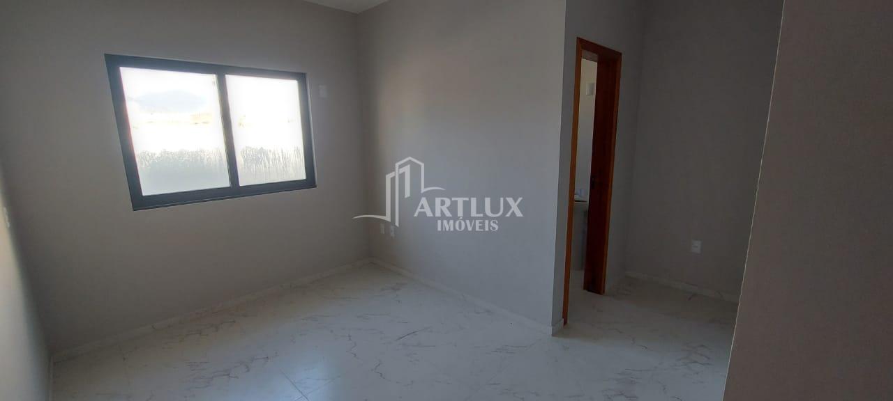 Casa à venda com 3 quartos, 150m² - Foto 11