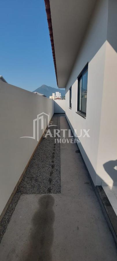Casa à venda com 3 quartos, 150m² - Foto 23