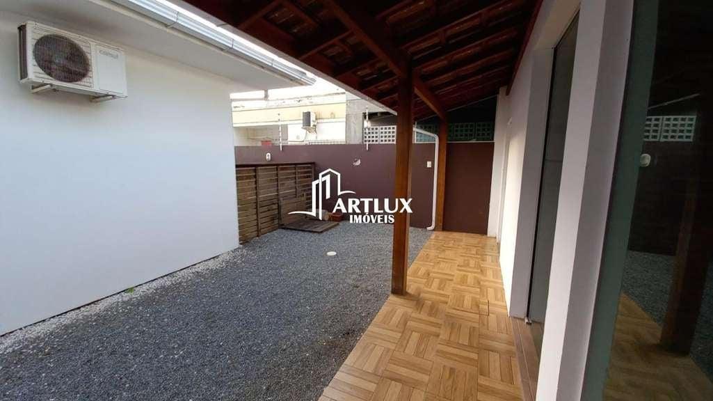 Casa, 3 quartos, 200 m² - Foto 28