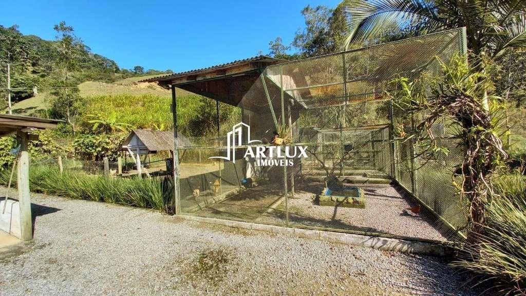 Sítio à venda com 3 quartos, 425m² - Foto 4
