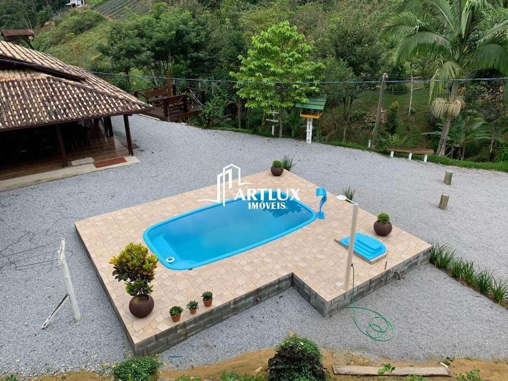 Sítio à venda com 3 quartos, 150m² - Foto 4