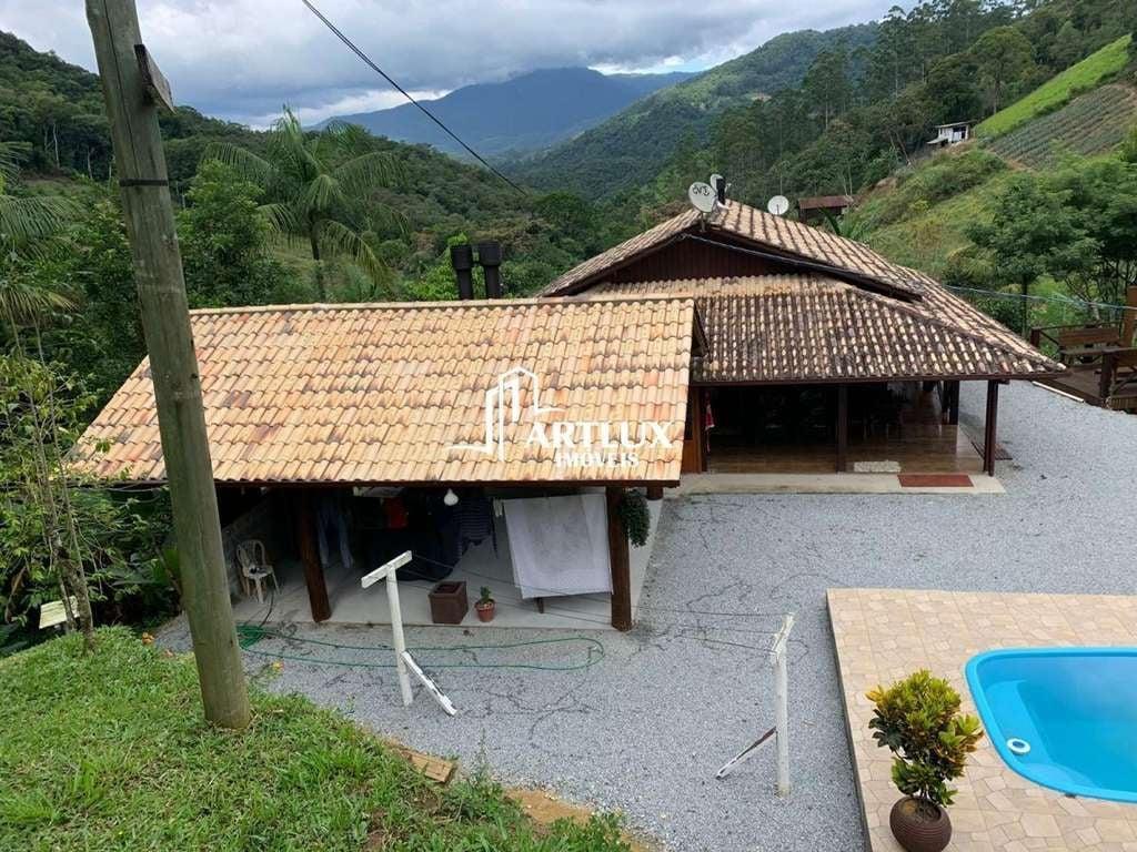 Sítio à venda com 3 quartos, 150m² - Foto 2