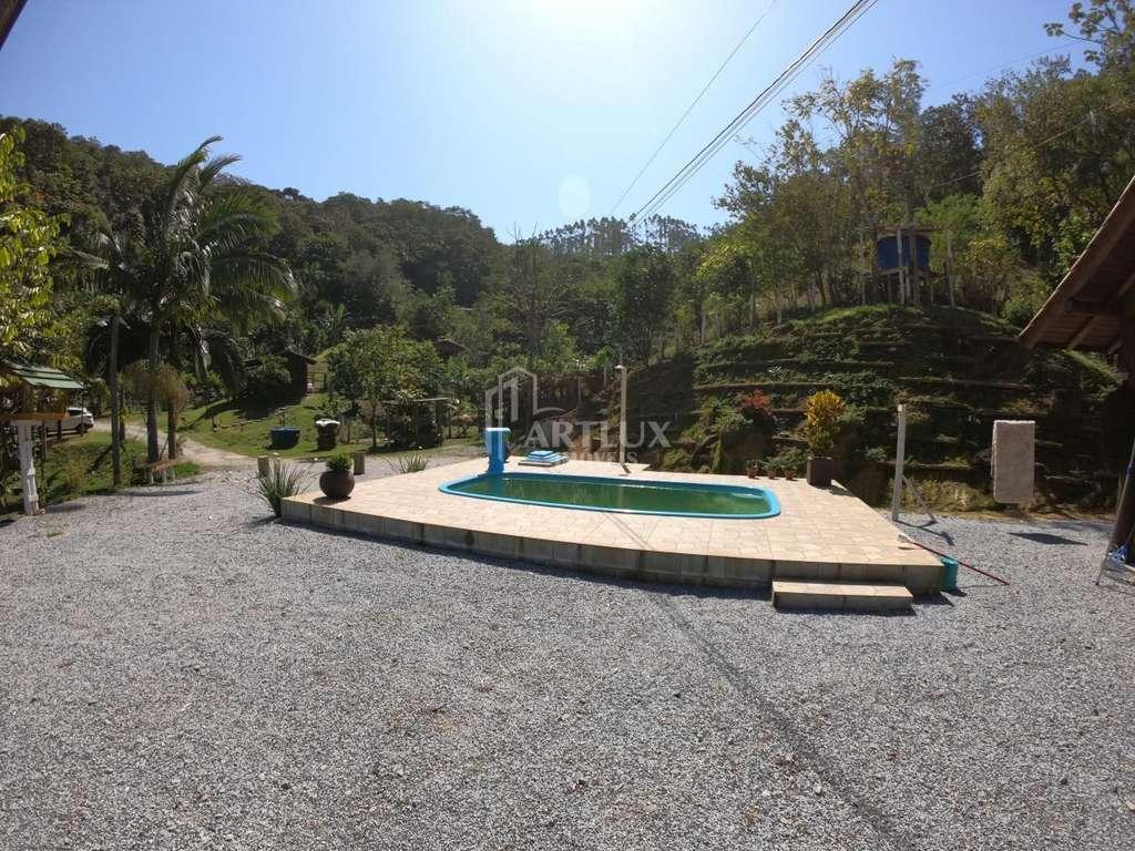 Sítio à venda com 3 quartos, 150m² - Foto 16