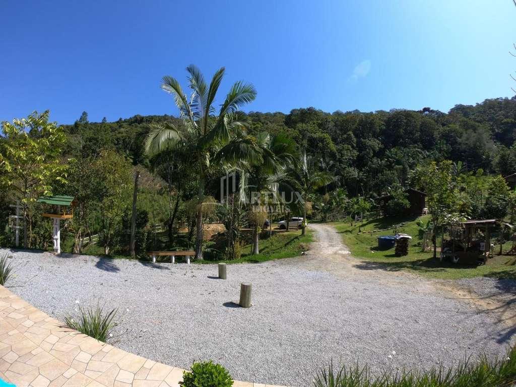 Sítio à venda com 3 quartos, 150m² - Foto 19