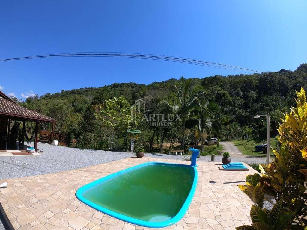 Sítio à venda com 3 quartos, 150m² - Foto 17