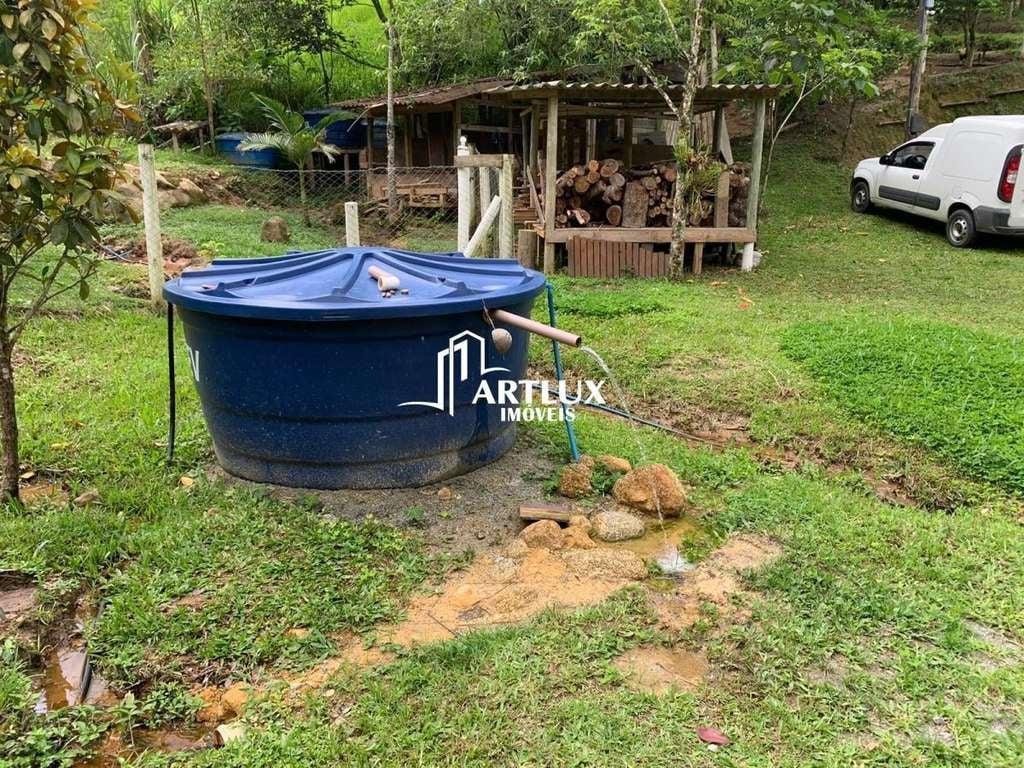 Sítio à venda com 3 quartos, 150m² - Foto 26