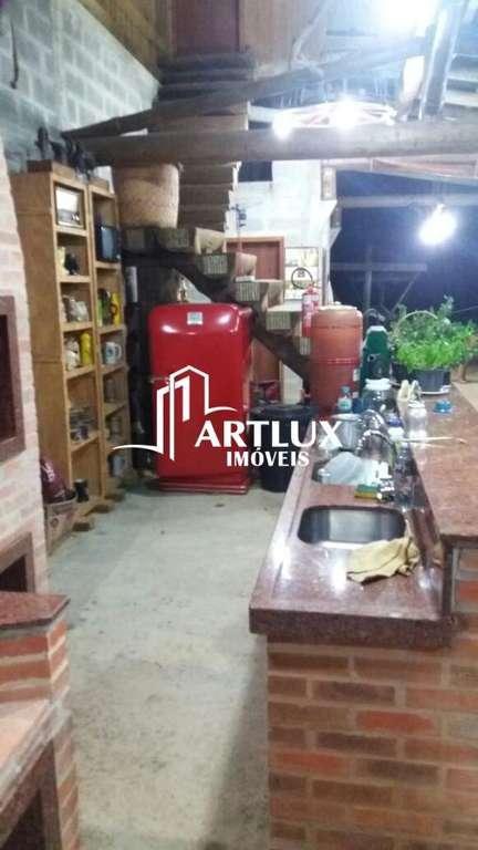 Sítio à venda com 4 quartos, 2m² - Foto 2