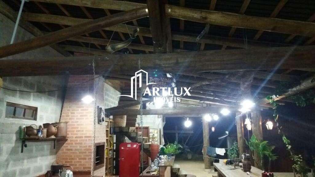 Sítio à venda com 4 quartos, 2m² - Foto 24