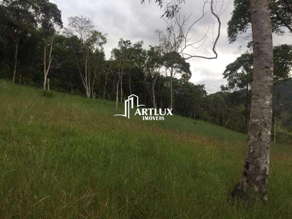 Sítio à venda com 2 quartos, 34000m² - Foto 21