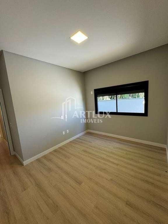Casa à venda com 3 quartos, 360m² - Foto 9