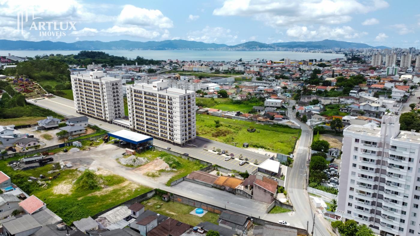 Apartamento à venda com 2 quartos, 53m² - Foto 2